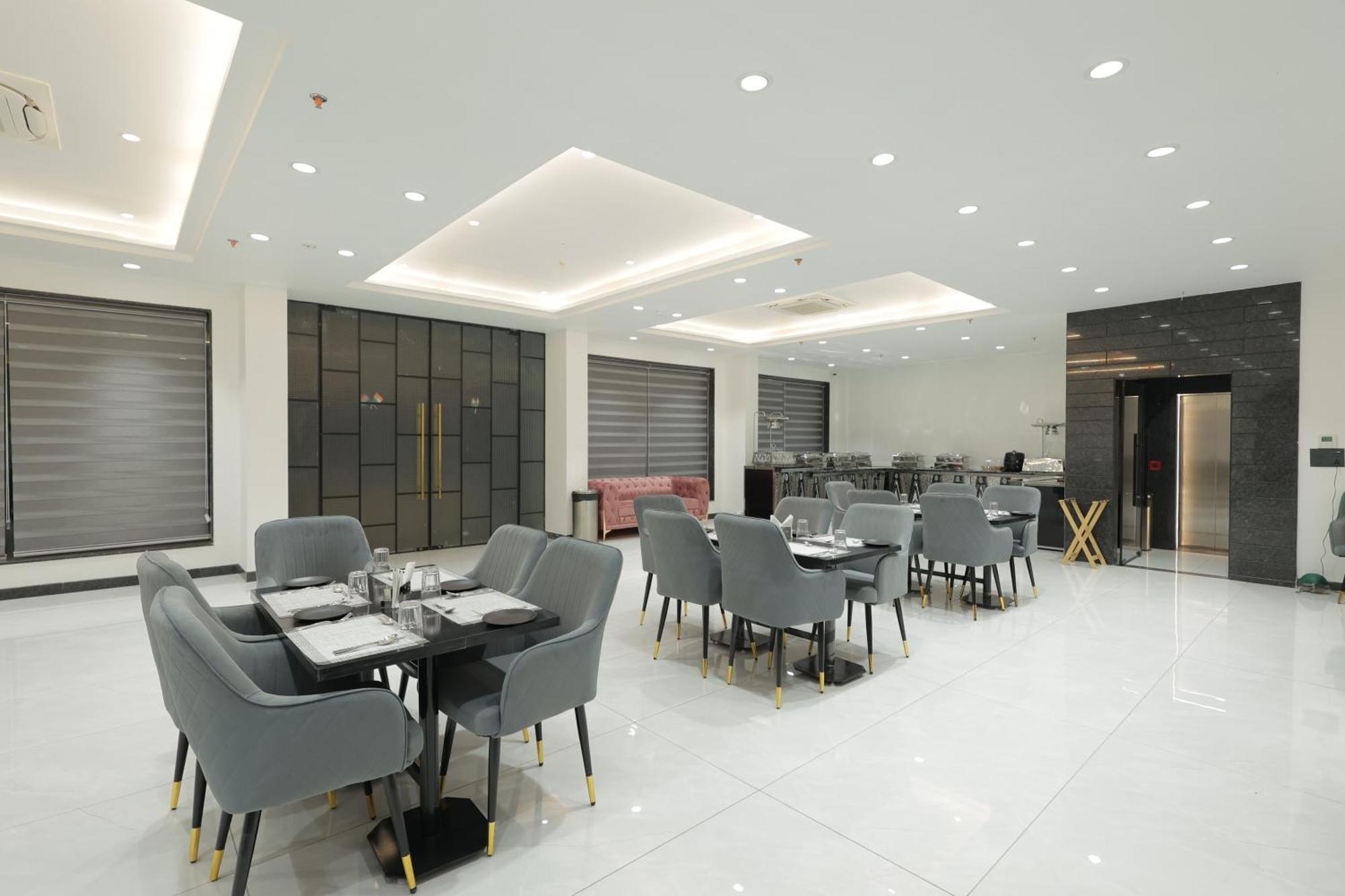 Snj Taj Grand Hotel Agra  Kültér fotó