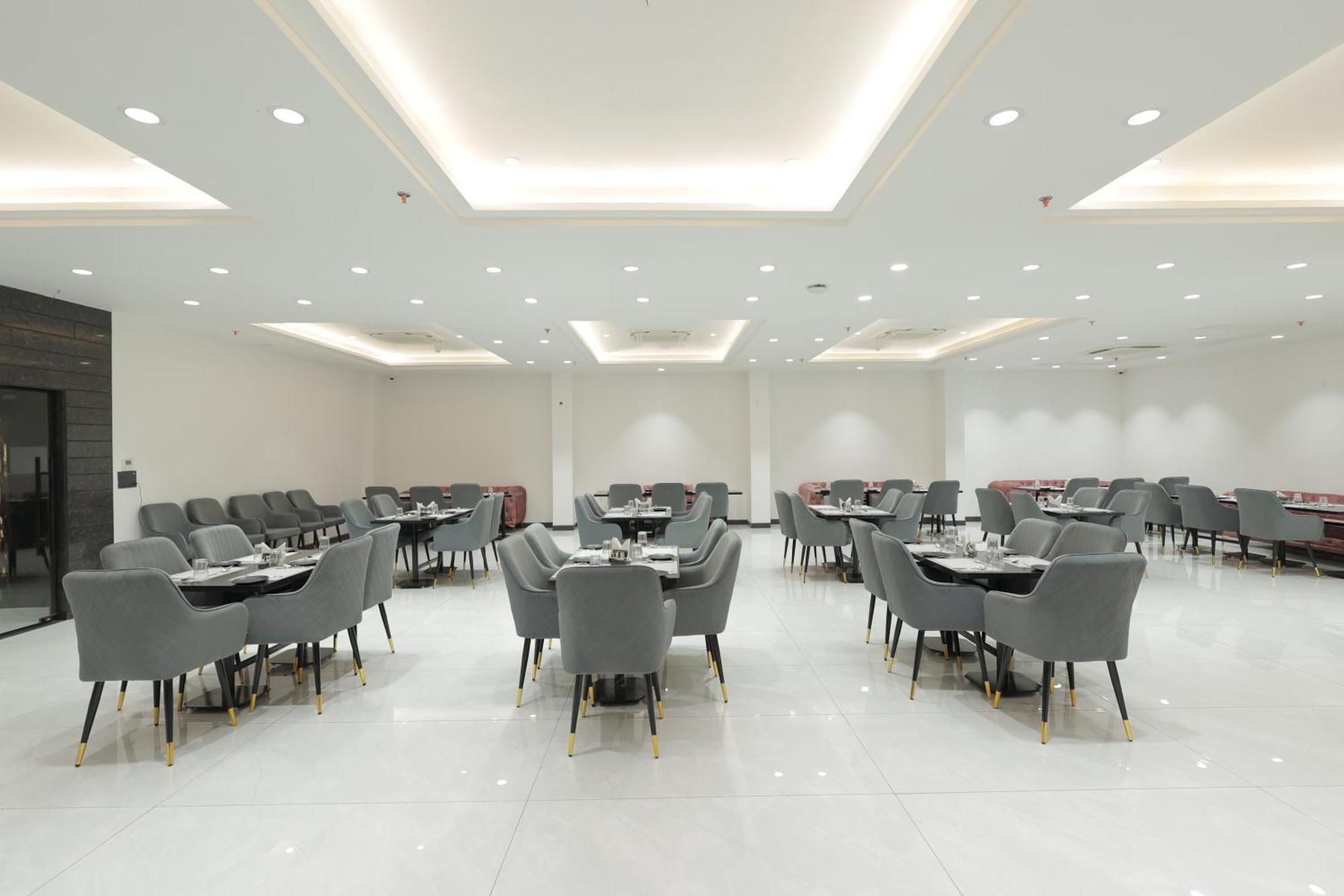 Snj Taj Grand Hotel Agra  Kültér fotó
